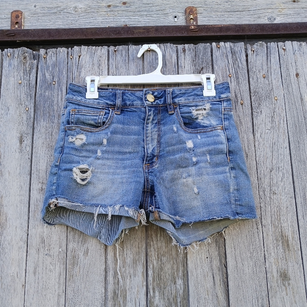 American Eagle Shorts Sz 6 Womens Super Hi Rise Shortie Stretch Denim Distressed